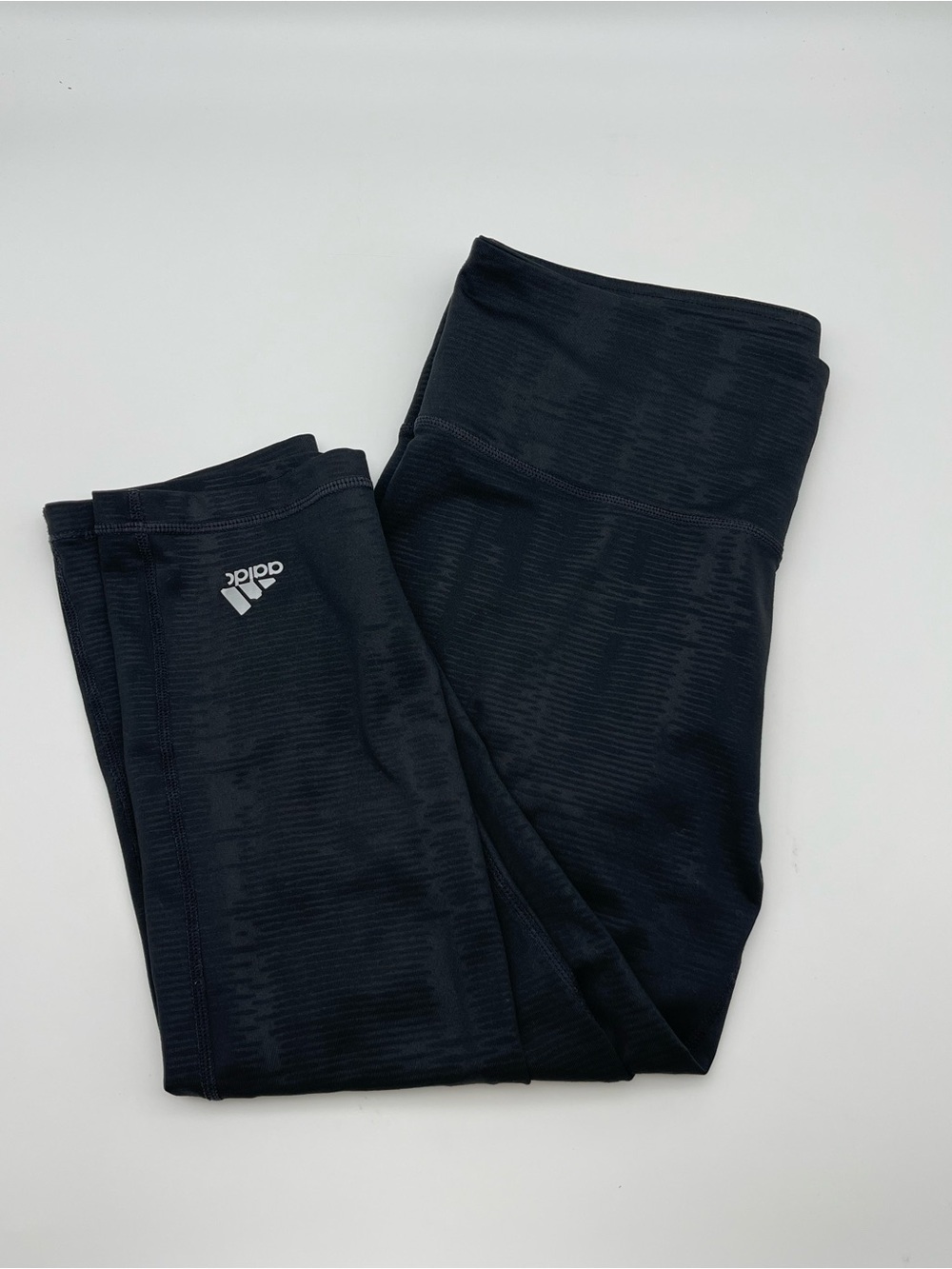 Trendy Adidas Climalite Black Capri Leggings Size Small | Athletic Activewear